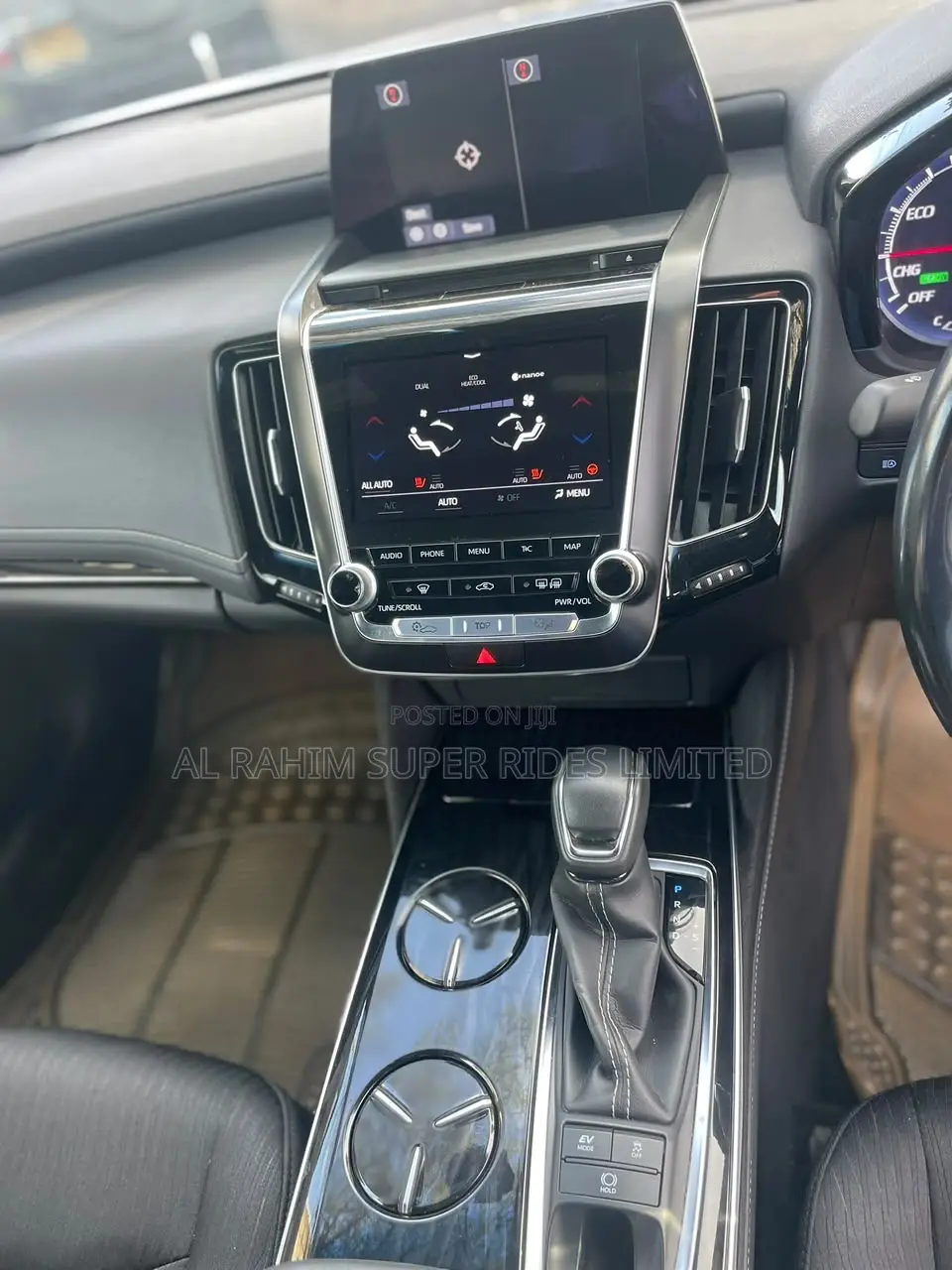 Toyota Crown 2018 Blue