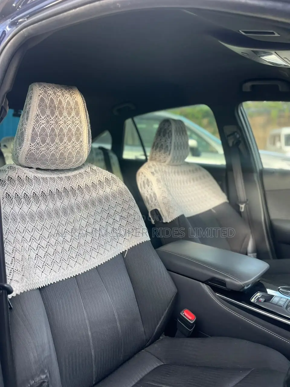 Toyota Crown 2018 Blue