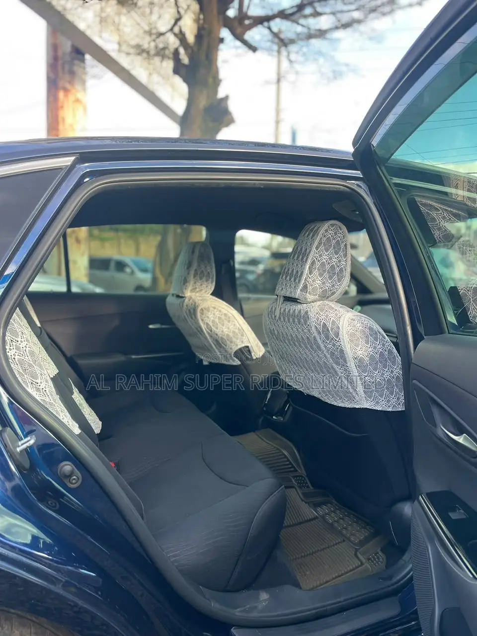 Toyota Crown 2018 Blue