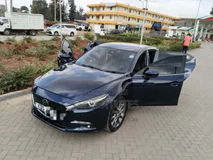 Mazda Axela 2018 Blue
