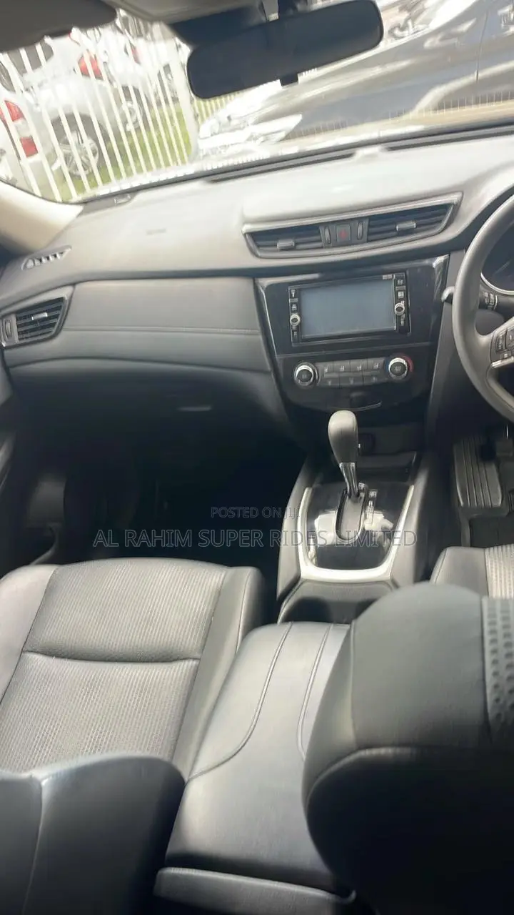 Nissan X-Trail 2.0 Petrol FWD 2018 Black