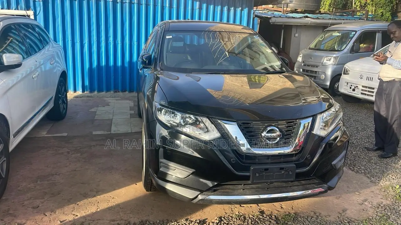 Nissan X-Trail 2.0 Petrol FWD 2018 Black