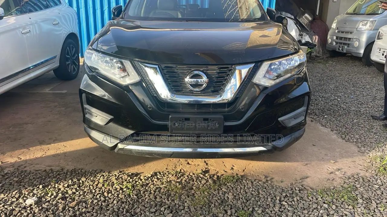 Nissan X-Trail 2.0 Petrol FWD 2018 Black