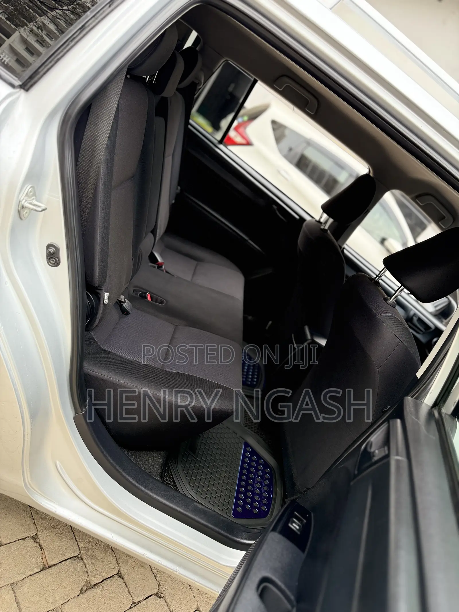 Toyota Corolla Fielder 2015 Silver