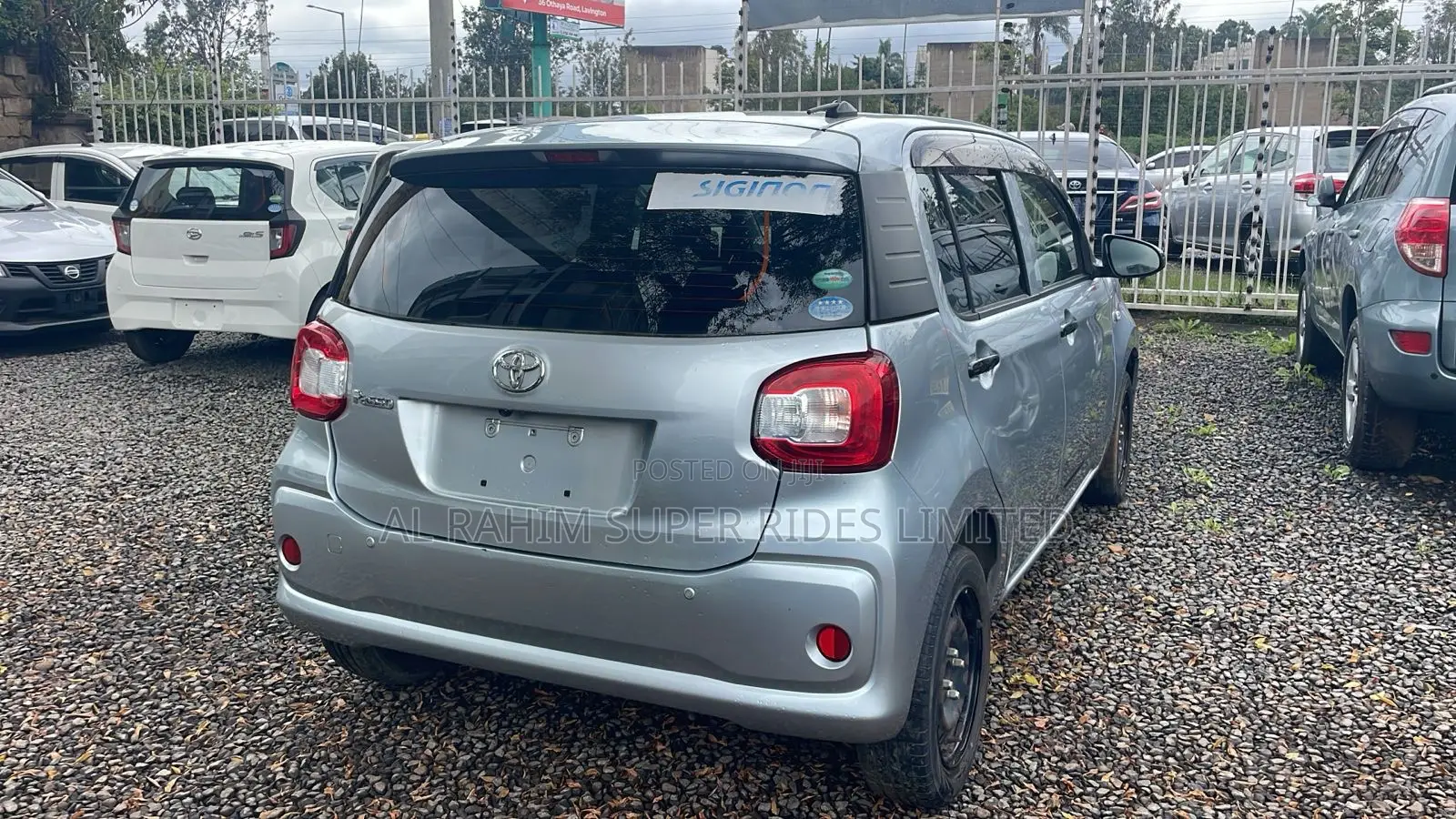 Toyota Passo 1.0 FWD 2018 Silver