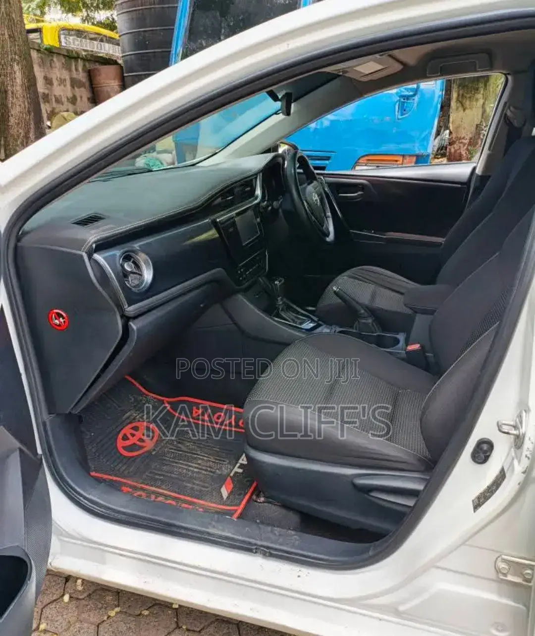 Toyota Auris 2017 White