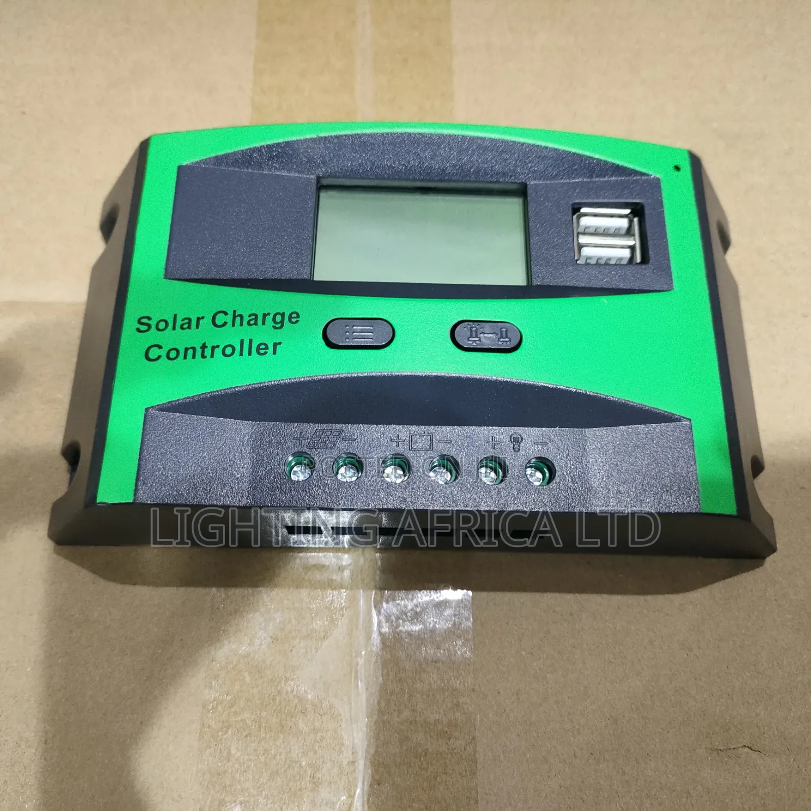 400 Watts Solar - 200Ah Gel Battery - 40A Controller - 600w Inverter