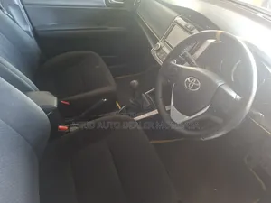 Toyota Axio 2019 Silver