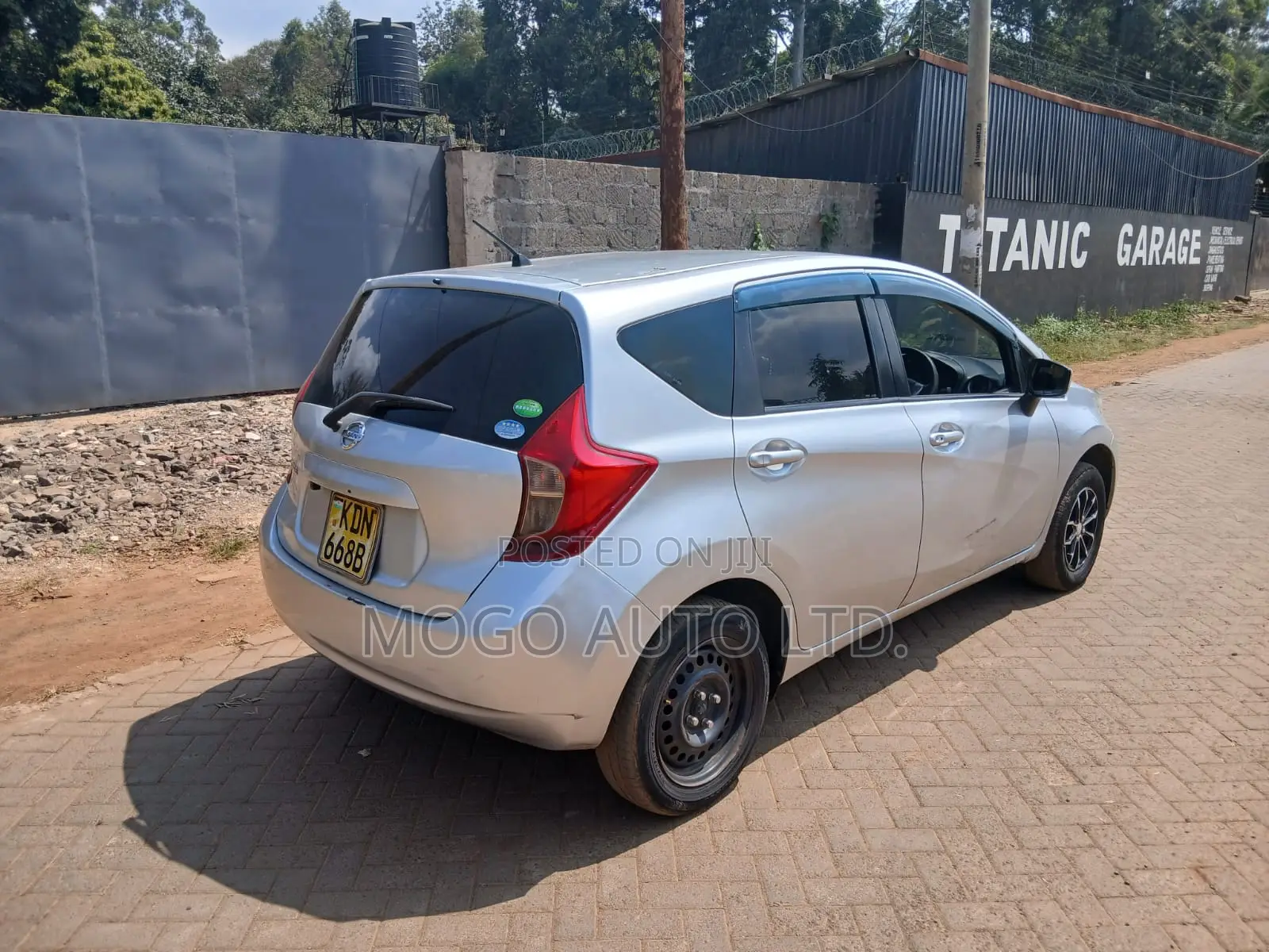 Nissan Note 2016 Silver