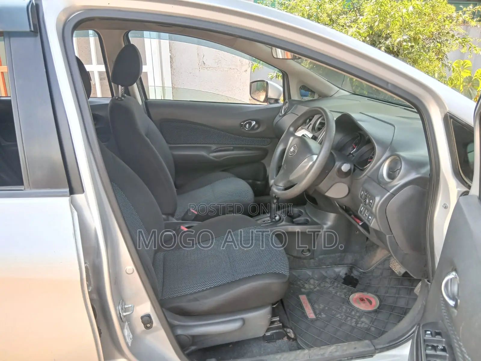 Nissan Note 2016 Silver