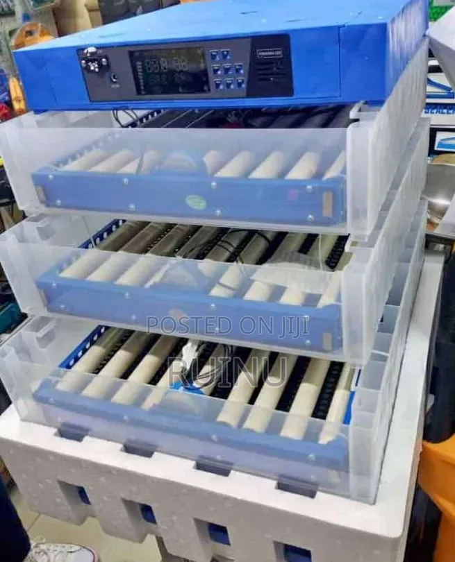 Higher Efficiency Durable 320egg Incubator
