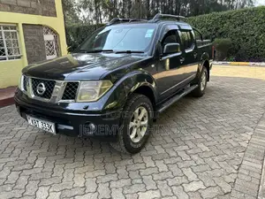 Nissan Navara 2005 Black