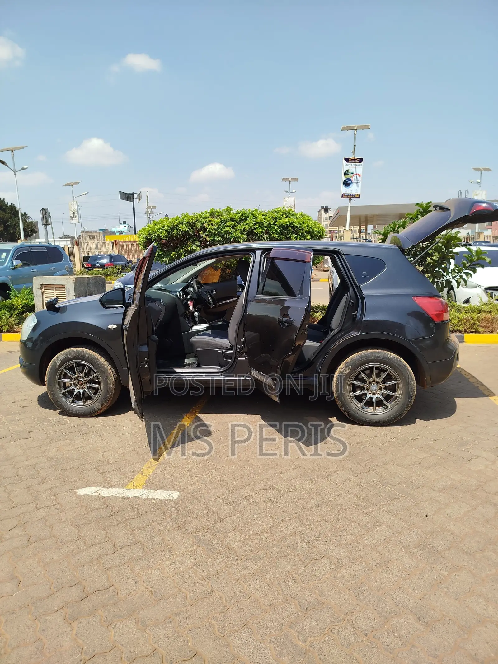 Nissan Dualis 2010 Black