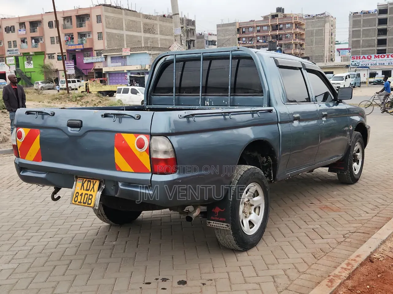 Mitsubishi L200 2004 Blue