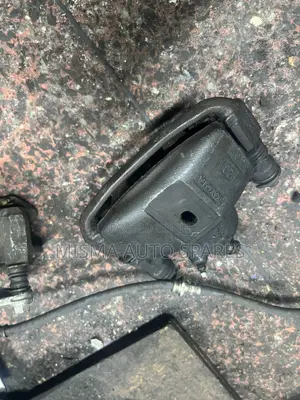 Calliper Toyota Corolla 100