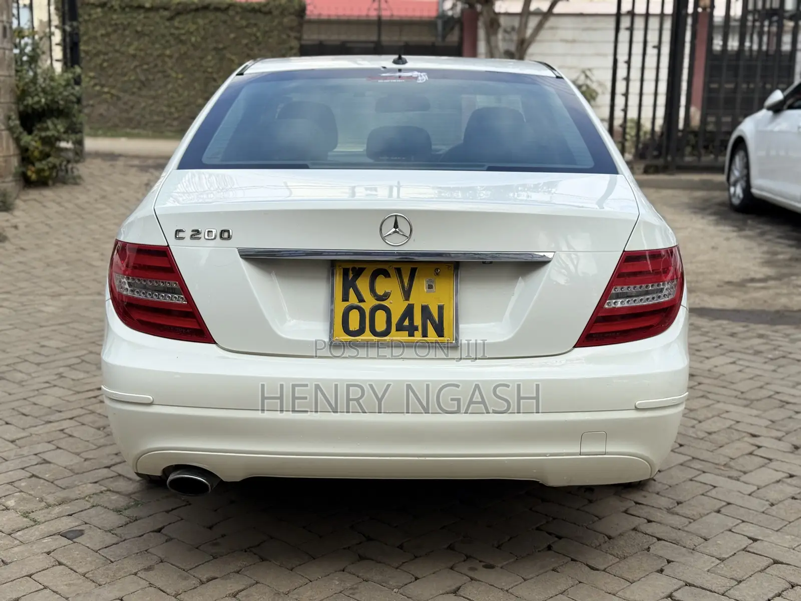 Mercedes-Benz C200 2012 White