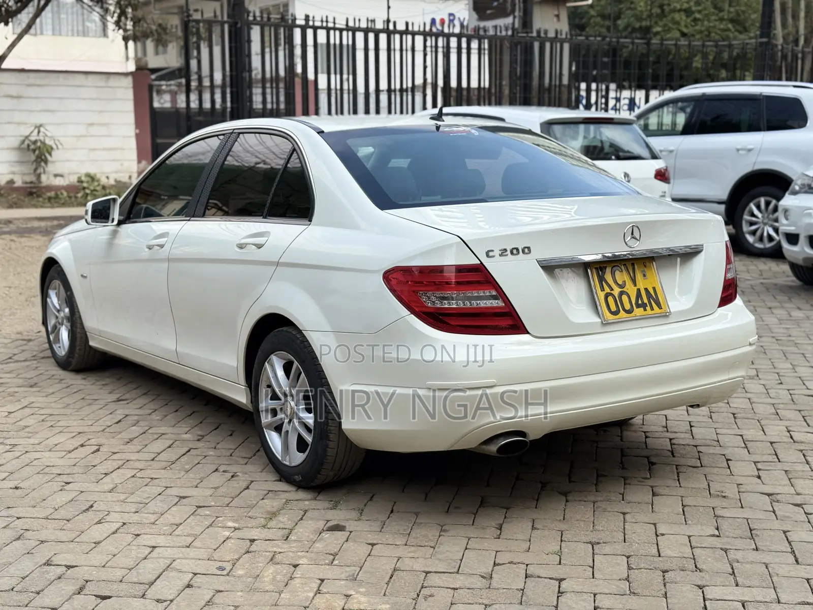 Mercedes-Benz C200 2012 White