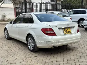 Mercedes-Benz C200 2012 White