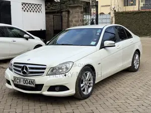 Mercedes-Benz C200 2012 White