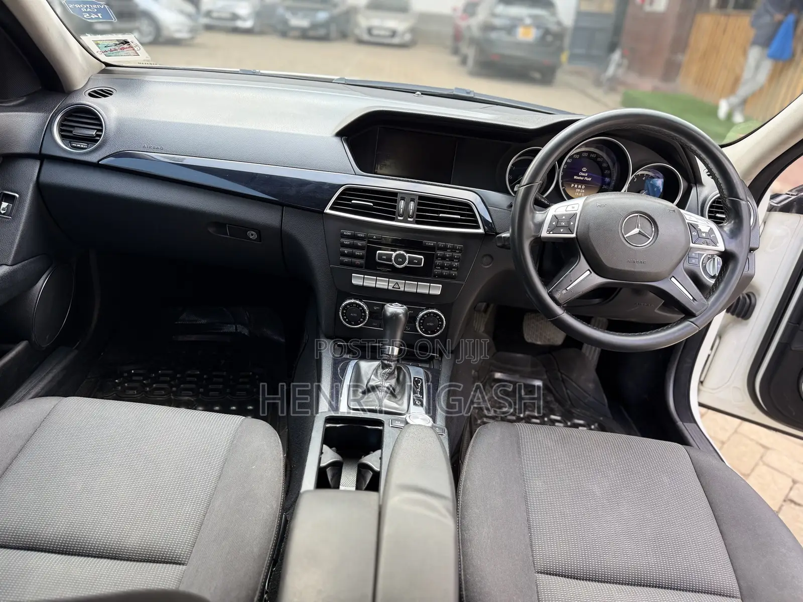 Mercedes-Benz C200 2012 White