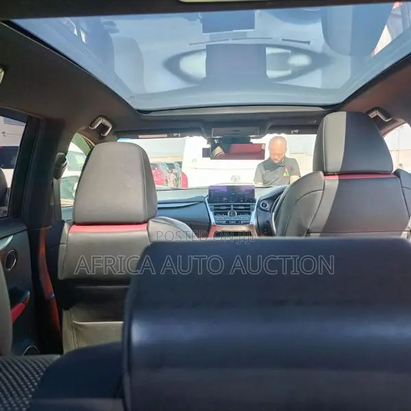 Lexus NX 2018 Orange