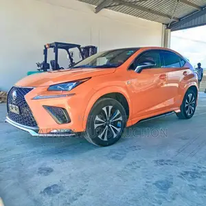 Lexus NX 2018 Orange