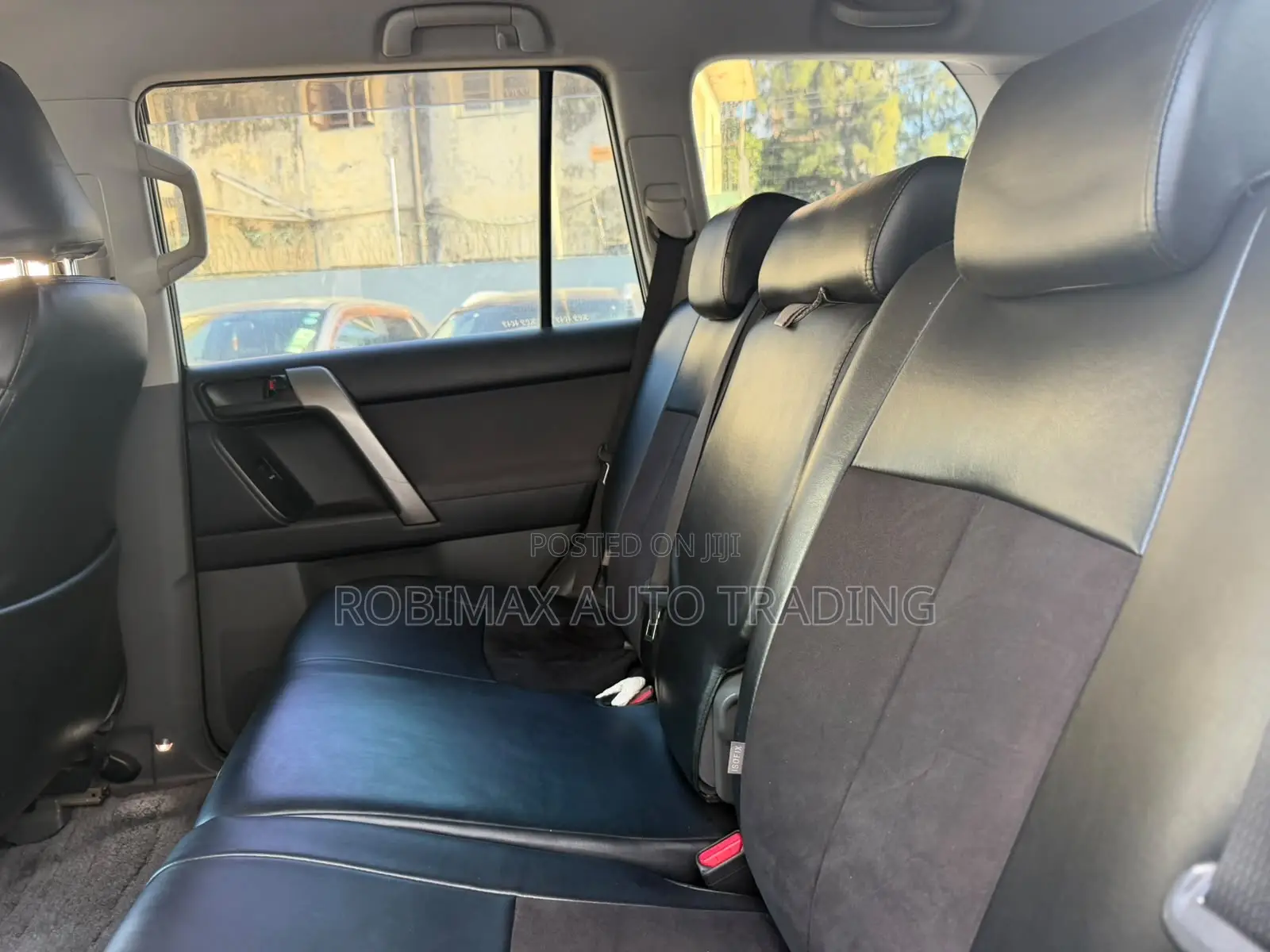 Toyota Land Cruiser 2012 Black