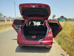 Honda Fit 2017 Pink