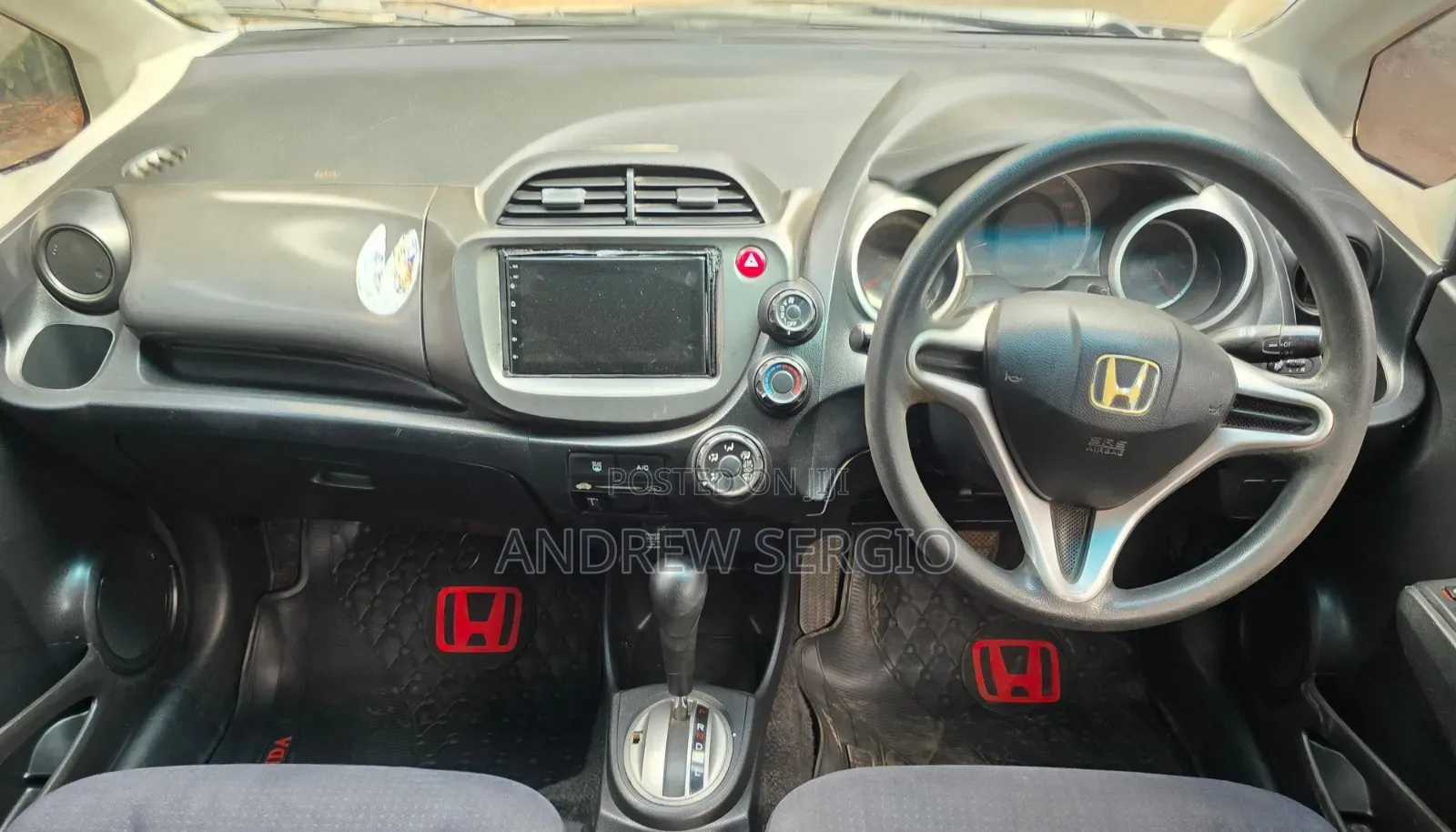 Honda Fit 2010 Gold