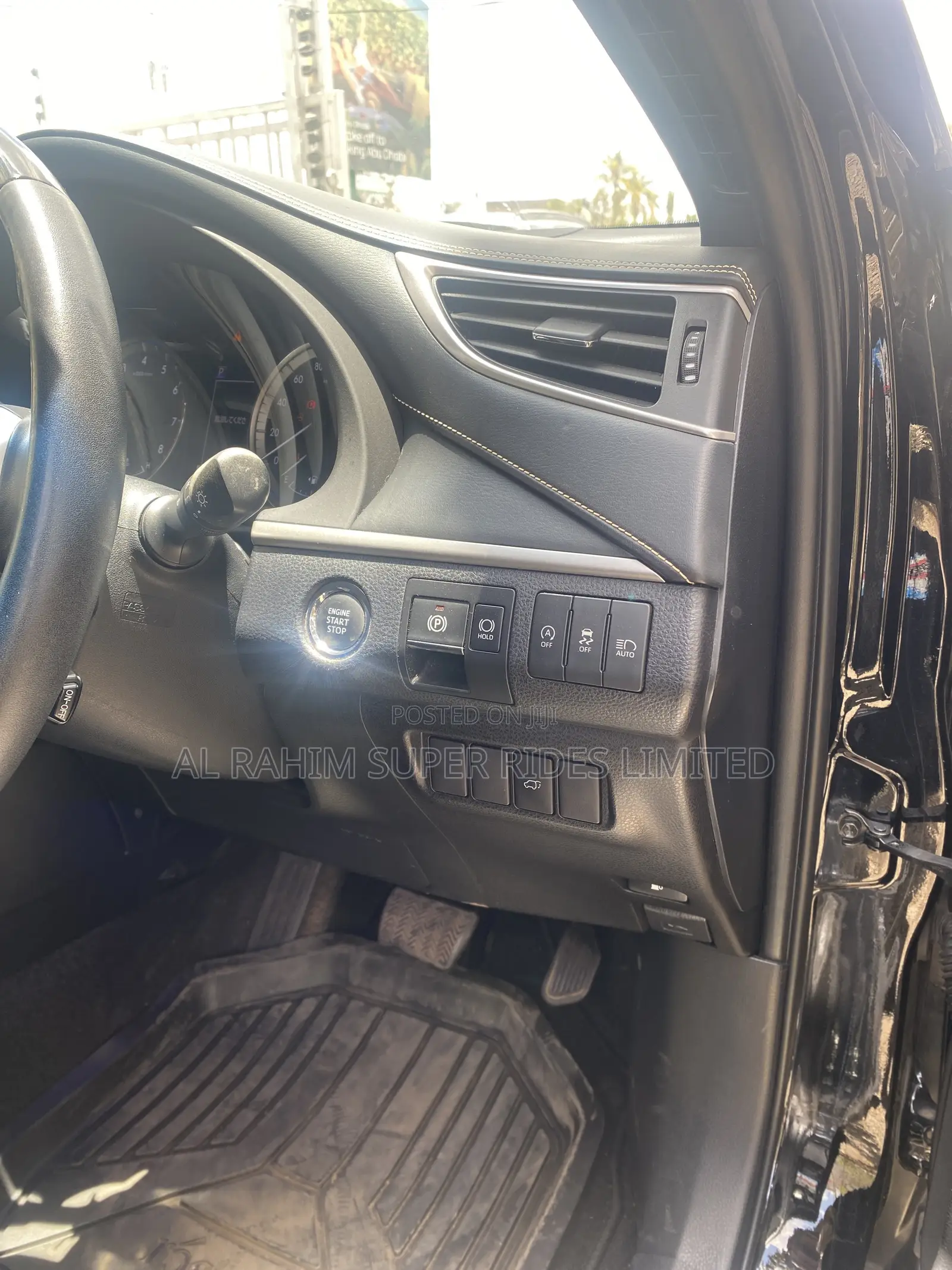 Toyota Harrier 2.0 2018 Black