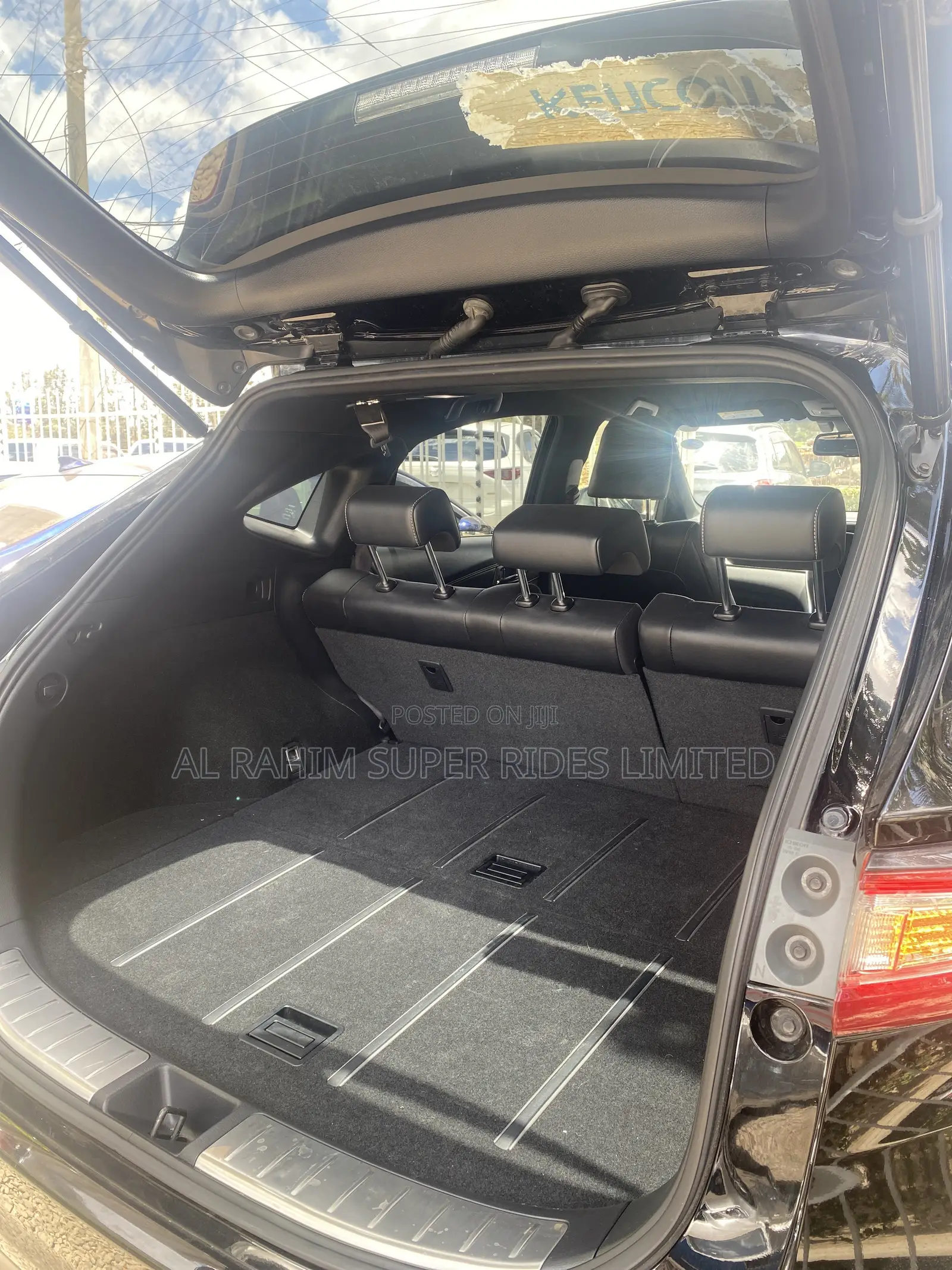 Toyota Harrier 2.0 2018 Black