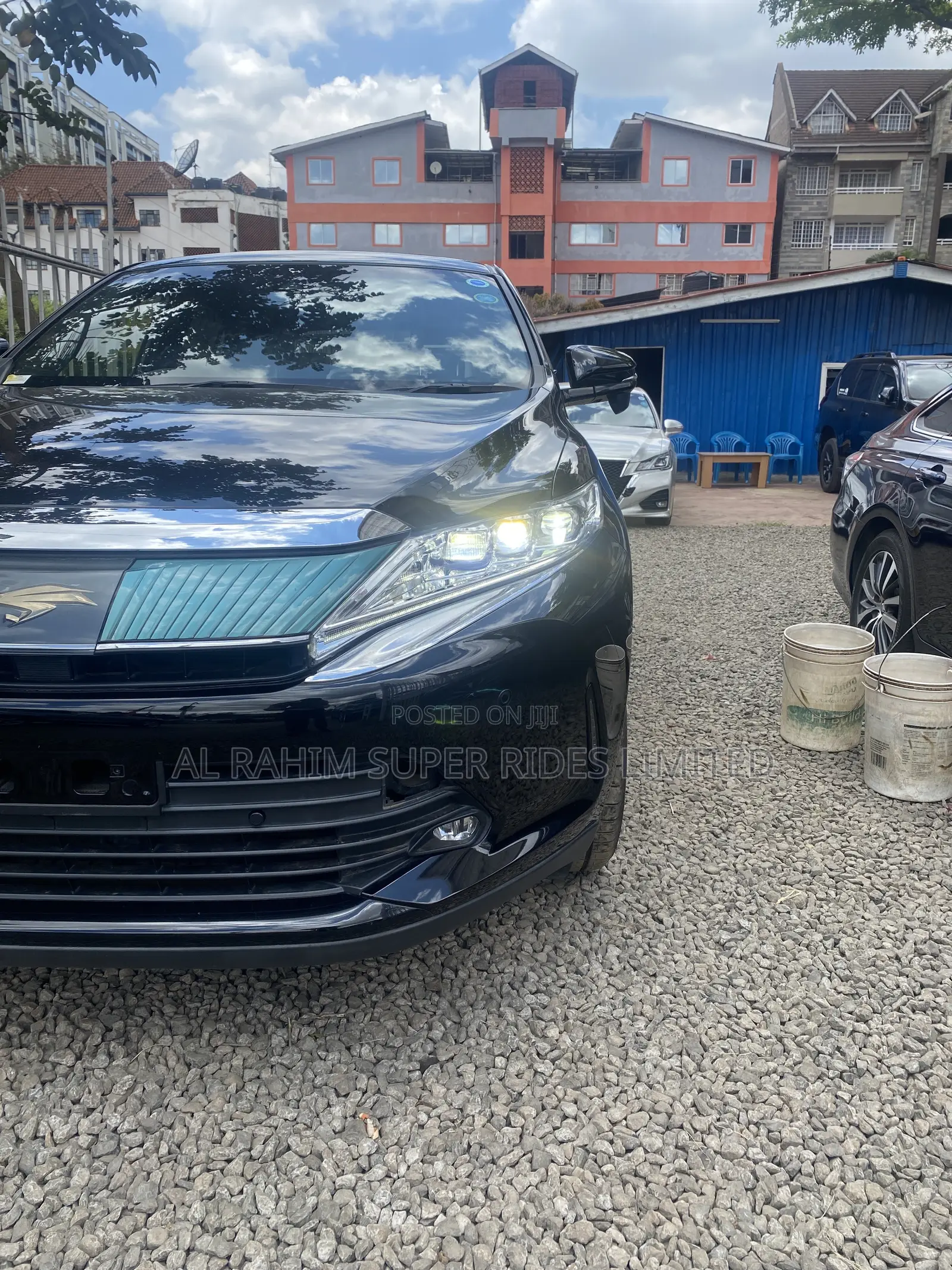 Toyota Harrier 2.0 2018 Black