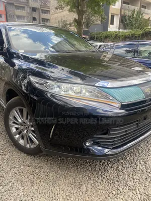Toyota Harrier 2.0 2018 Black