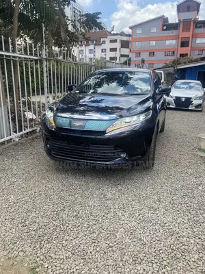 Toyota Harrier 2.0 2018 Black