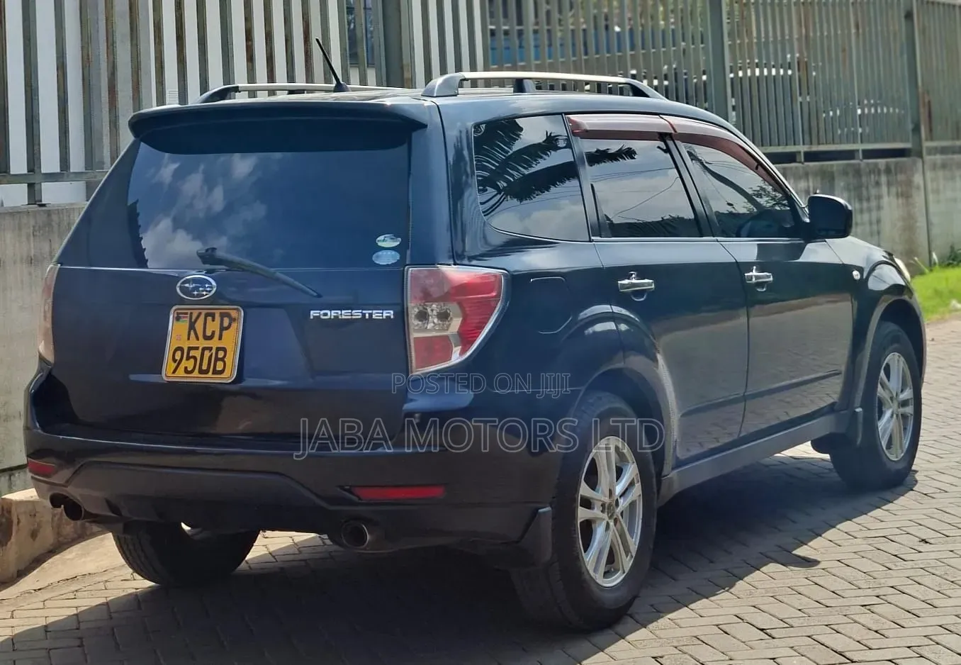 Subaru Forester 2011 Black