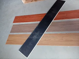 Modern SPC Click Flooring/Waterproof Vinyl Planks for Homes Offices