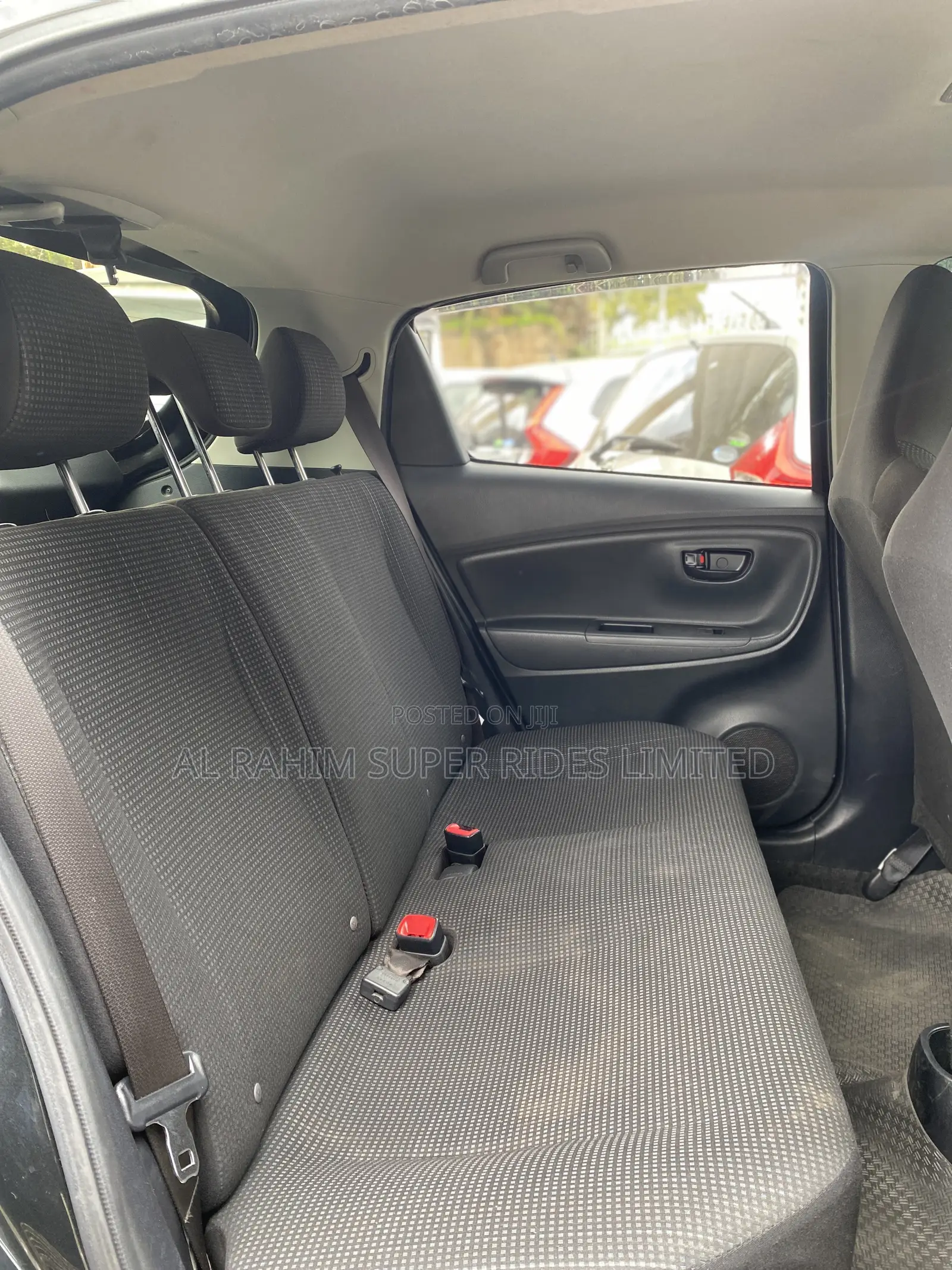 Toyota Vitz 1.3 FWD 5dr 2018 Black