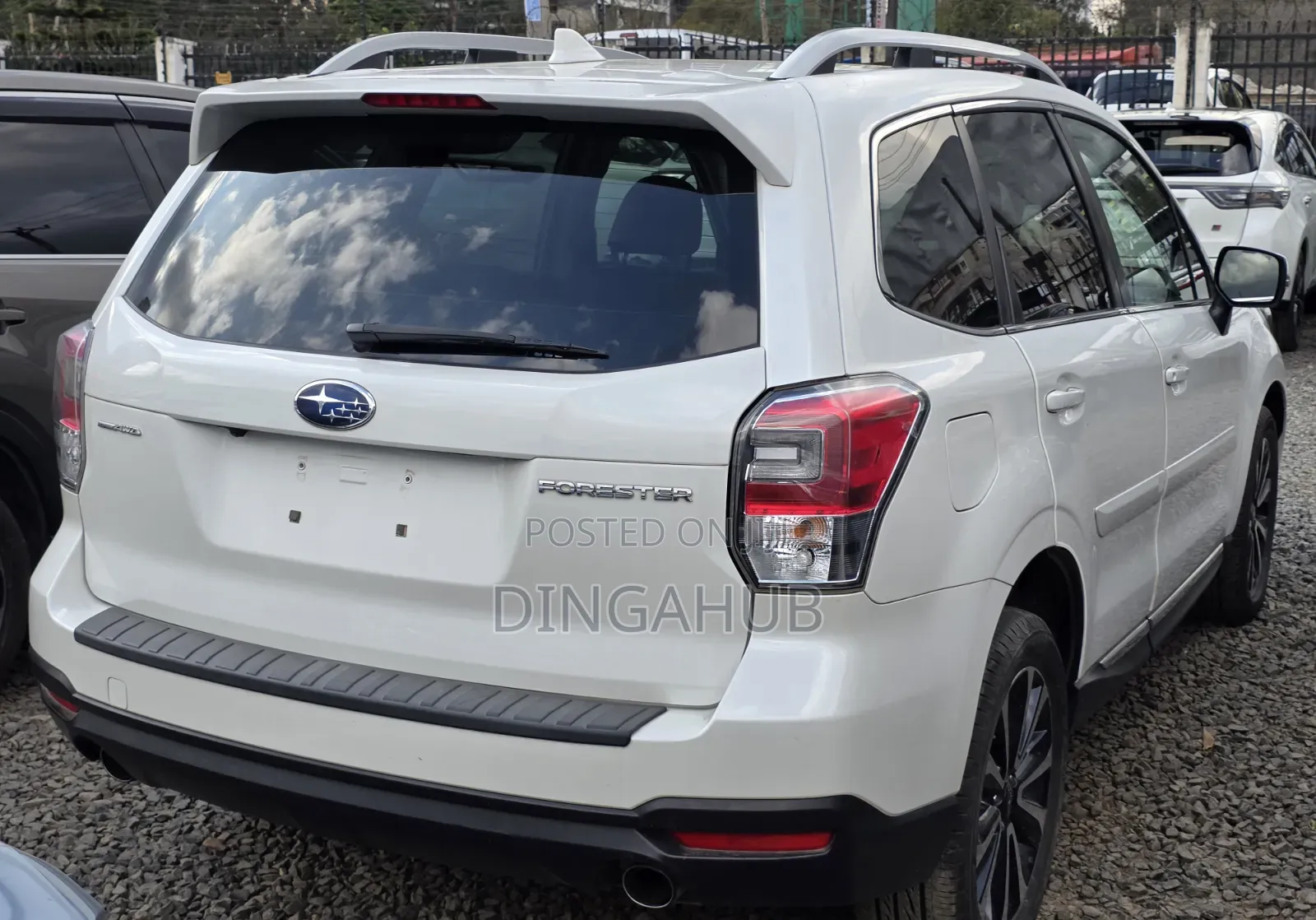 Subaru Forester 2.0XT Touring AWD 2018 White