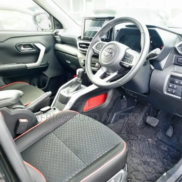 Toyota Raize 2020 Black