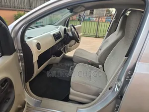 Toyota Passo 2012 Silver