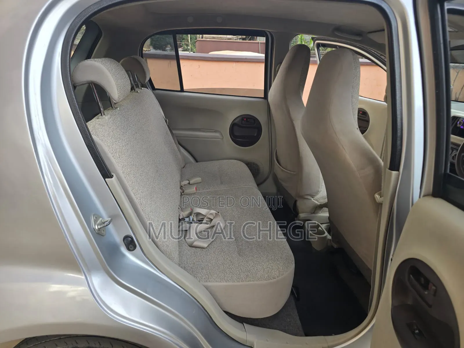 Toyota Passo 2012 Silver