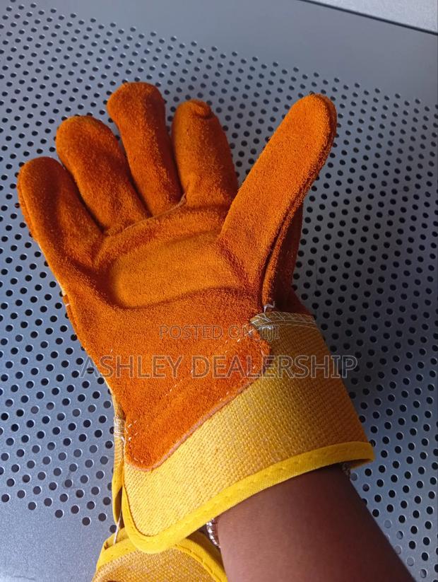 Leather Palm Gloves - thumbnail 2
