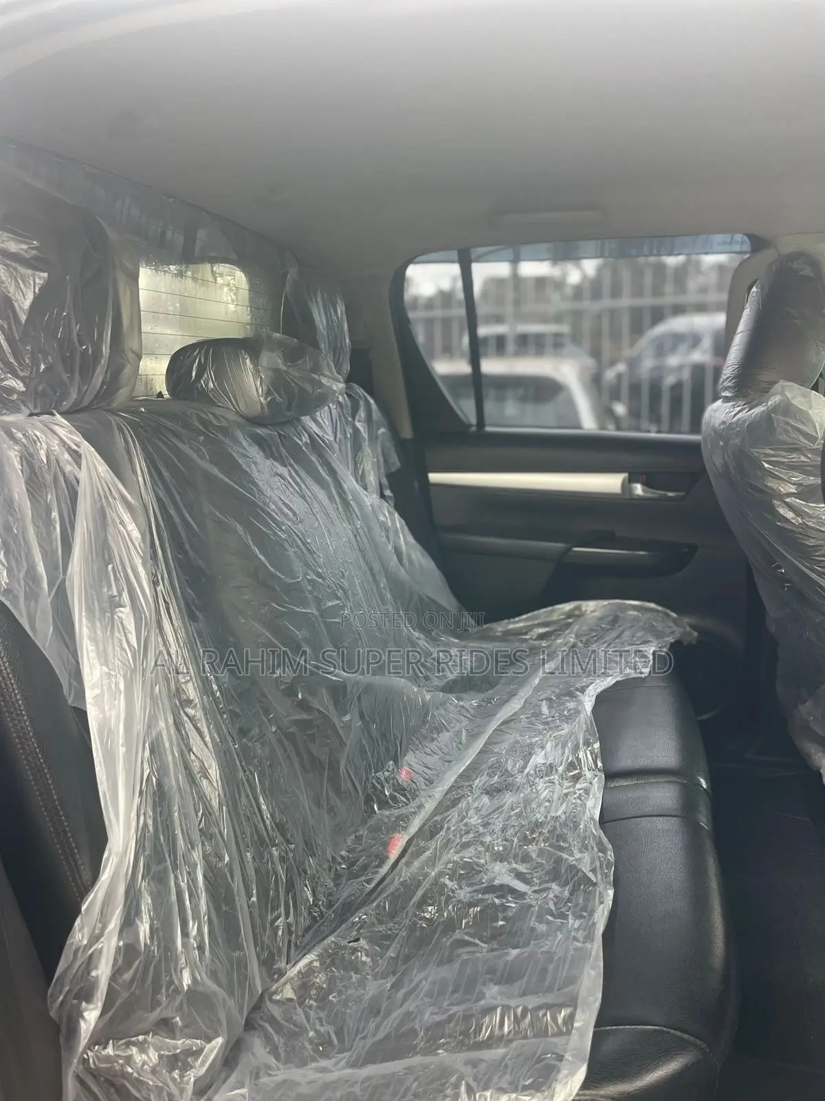 Toyota Hilux Revo Double Cab Deisel 2.4 RWD 2018 Silver