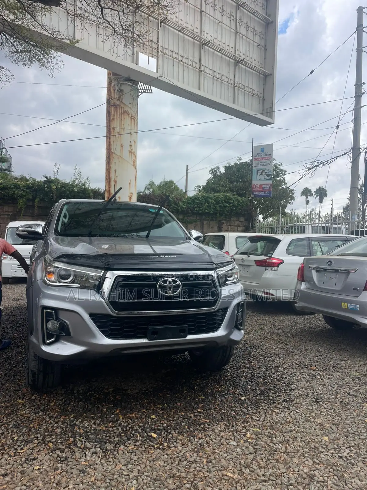 Toyota Hilux Revo Double Cab Deisel 2.4 RWD 2018 Silver