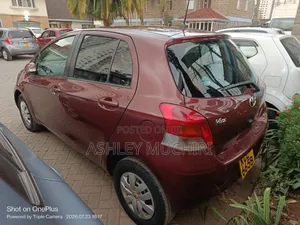 Toyota Vitz 2010 Maroon