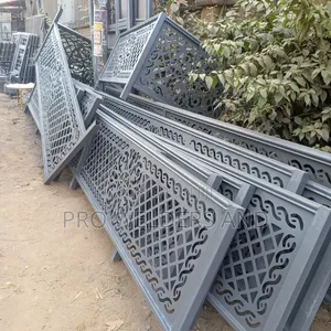 Modern Steel Stair Railings – Quality Fabrication