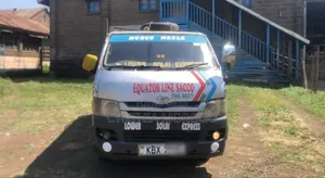 Toyota Grand HiAce 2002 Pearl