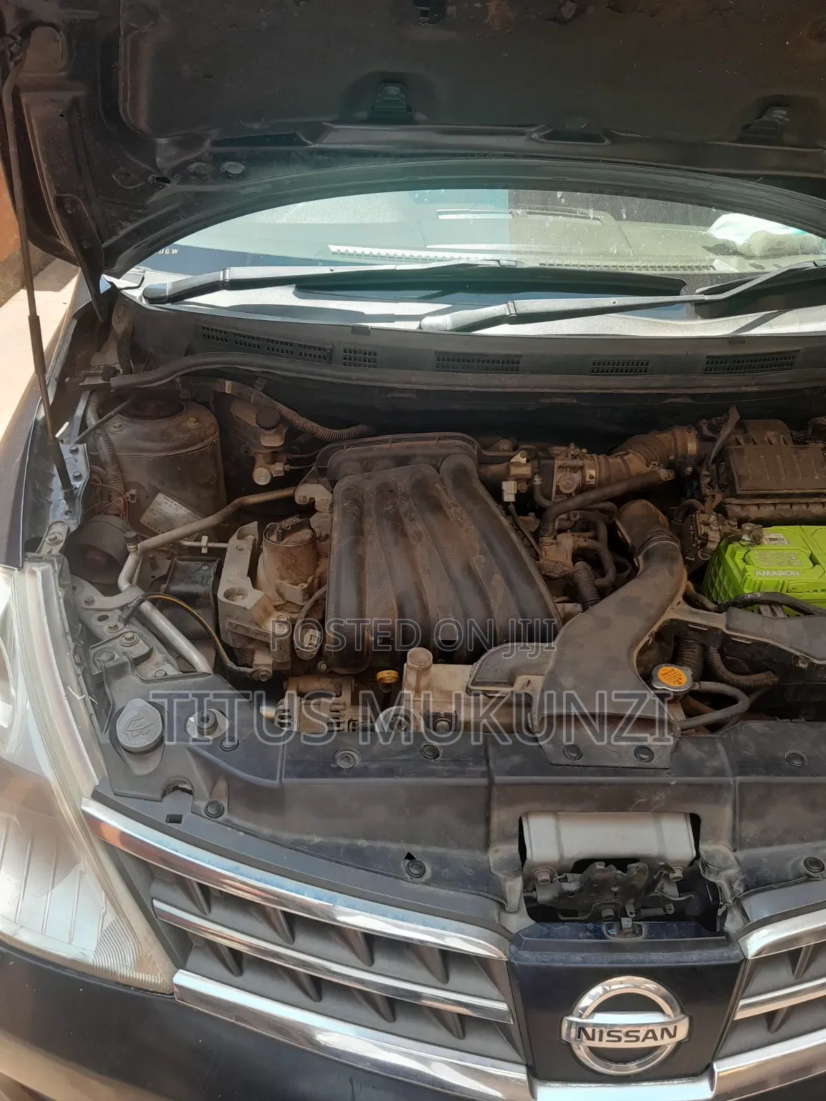Nissan Tiida 2010 Black
