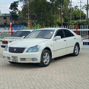 Toyota Crown 2007 White