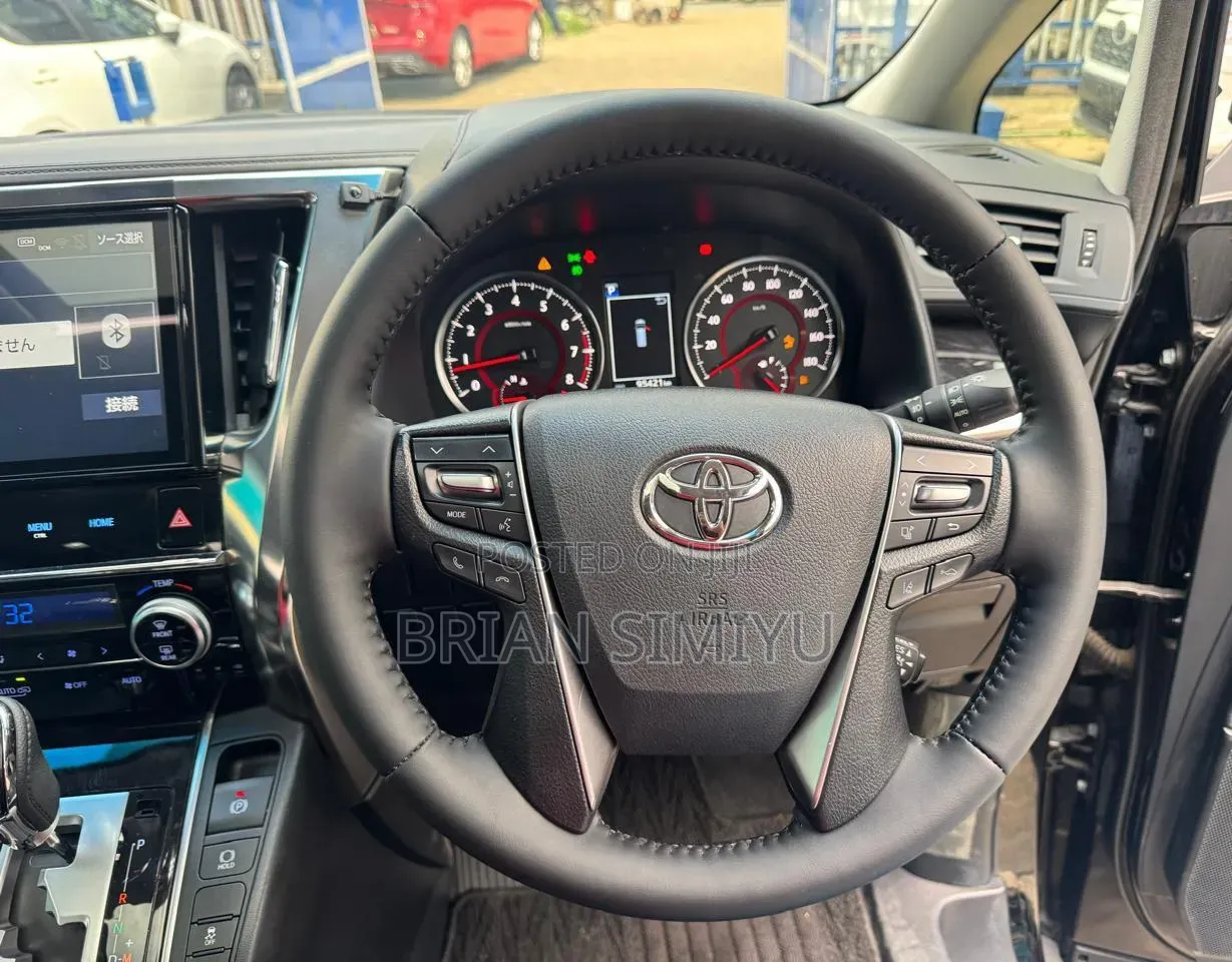 Toyota Alphard 2019 Black